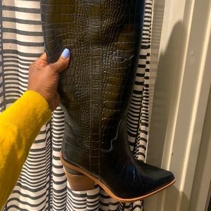 Gianni Bini Cowboy Boot